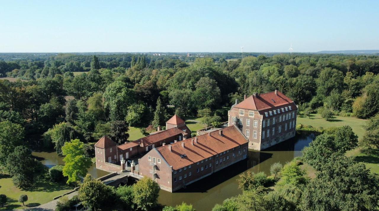 Hotel Schloss Wilkinghege Мюнстер Екстериор снимка